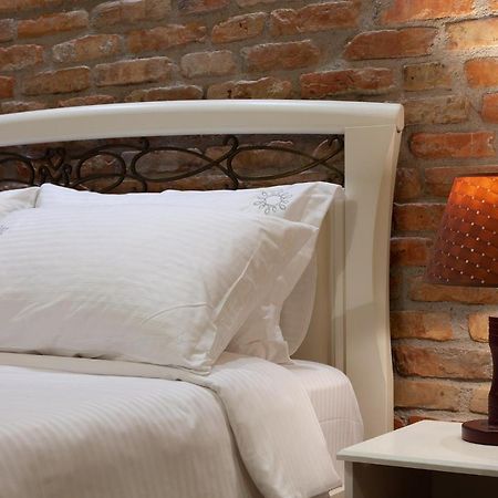 Casta Diva Hotel Korcza Zewnętrze zdjęcie