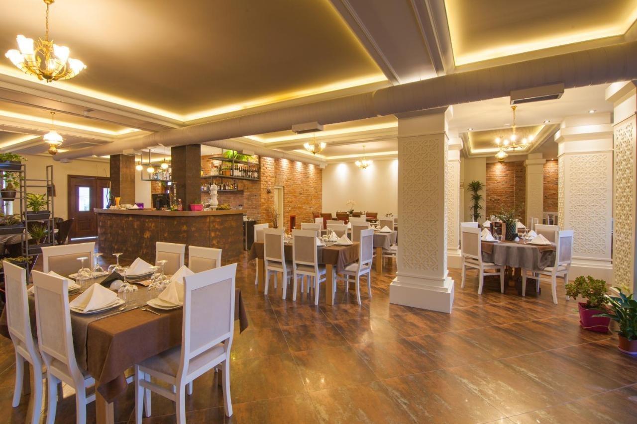 Casta Diva Hotel Korcza Zewnętrze zdjęcie