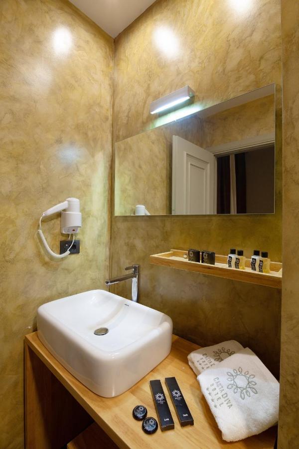 Casta Diva Hotel Korcza Zewnętrze zdjęcie