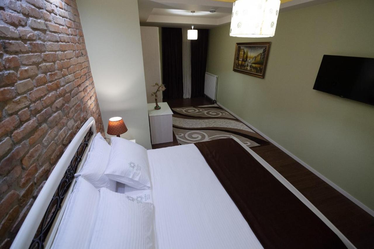 Casta Diva Hotel Korcza Zewnętrze zdjęcie