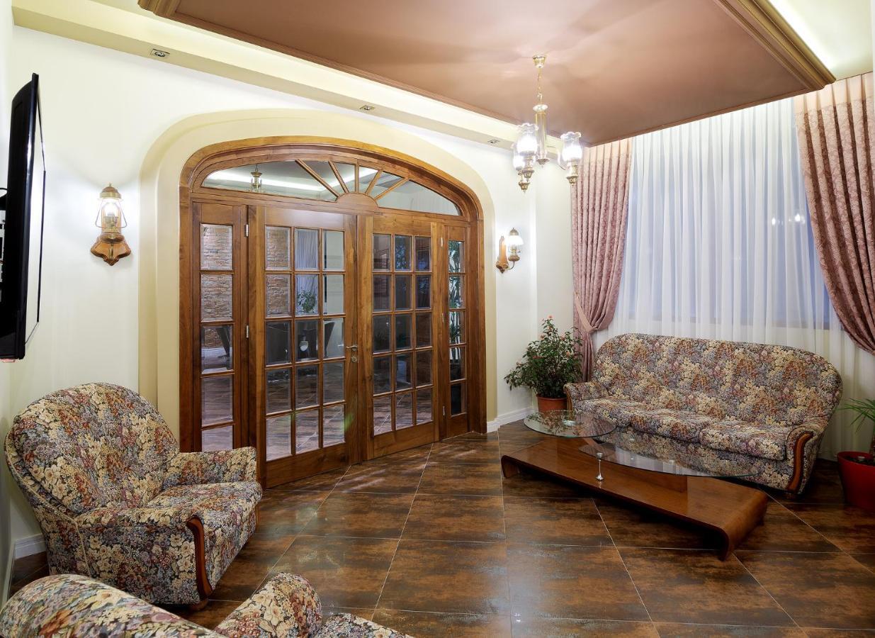 Casta Diva Hotel Korcza Zewnętrze zdjęcie
